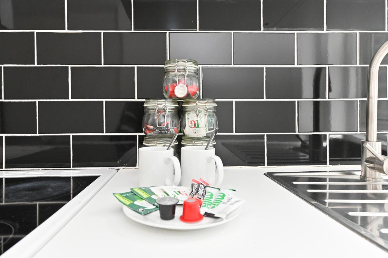 Covent Garden & Soho, Cosy & Cool, Spacious Apartment Londyn Zewnętrze zdjęcie